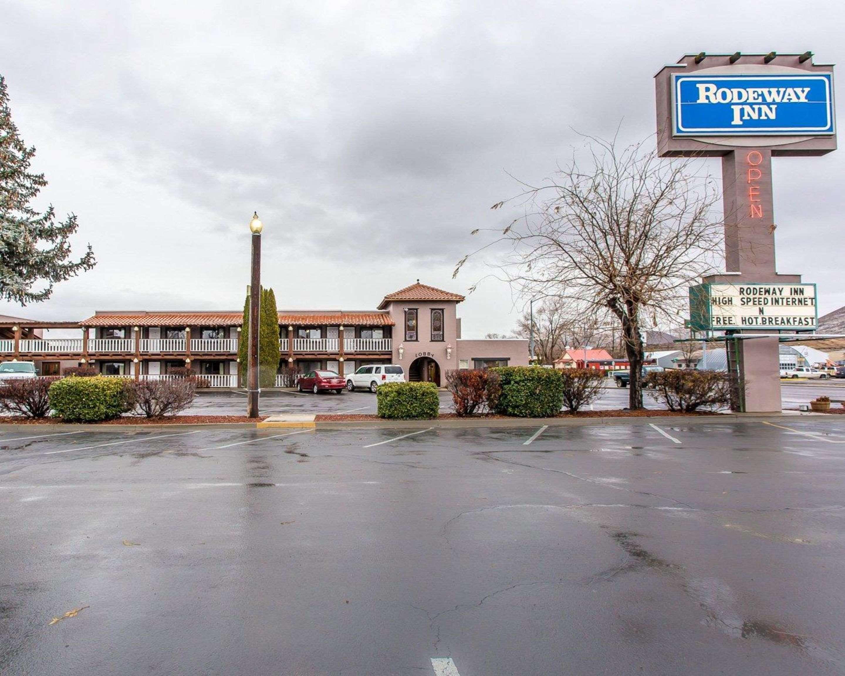 Rodeway Inn Бейкер-Сити Экстерьер фото